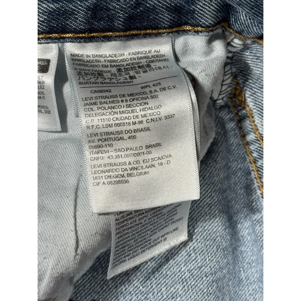 Levi's 505 Jeans Mens 33x27 Light Wash Blue Straight Leg Regular Fit Frayed Hem